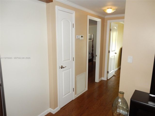 2461 SW 50th St 0, Dania Beach, FL 33312