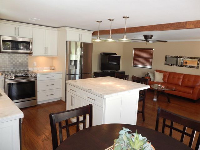 2461 SW 50th St 0, Dania Beach, FL 33312