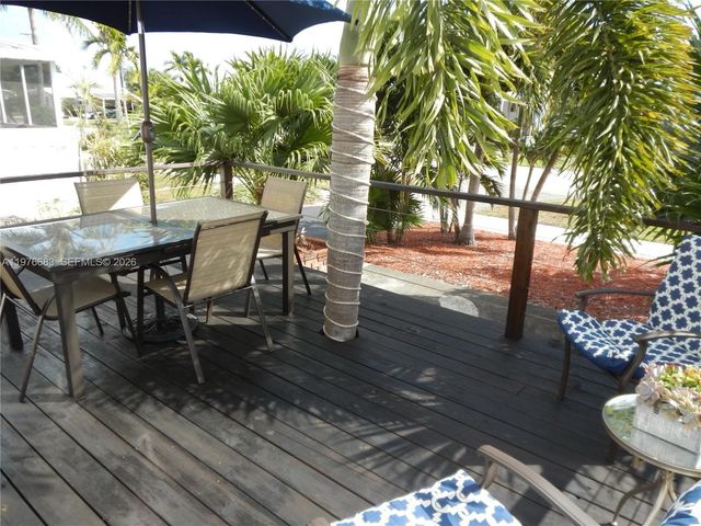 2461 SW 50th St 0, Dania Beach, FL 33312