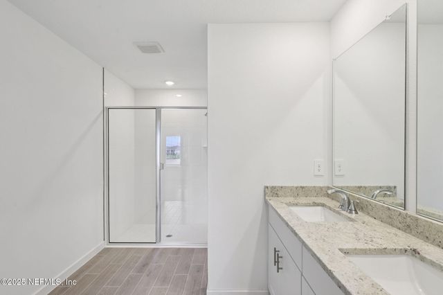 12673 SENBAY Court, Jacksonville, FL 32218