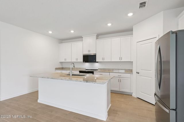 12673 SENBAY Court, Jacksonville, FL 32218