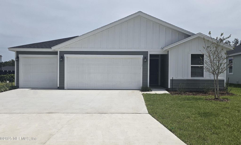 12673 SENBAY Court, Jacksonville, FL 32218