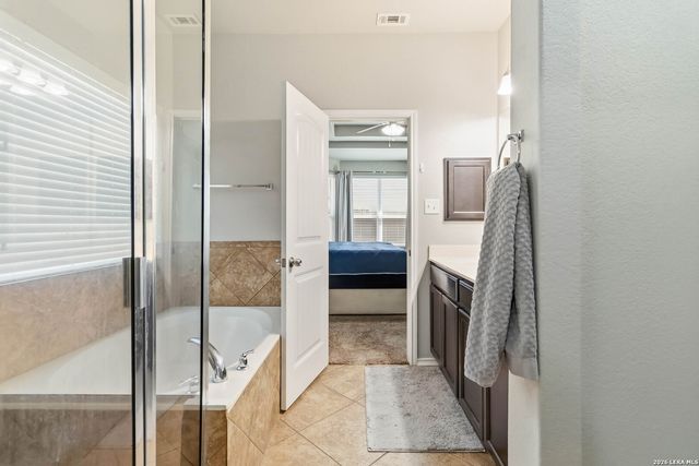 6742 Indian Ldg, San Antonio, TX 78253