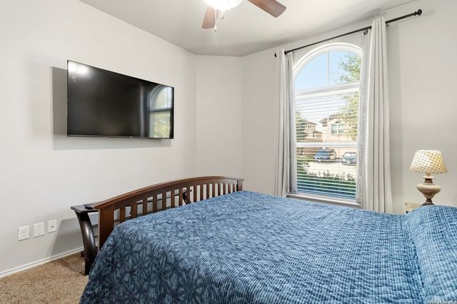 6742 Indian Ldg, San Antonio, TX 78253