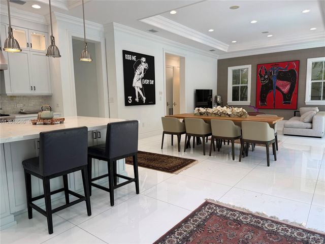 4724 SW 72nd Street, Miami, FL 33143