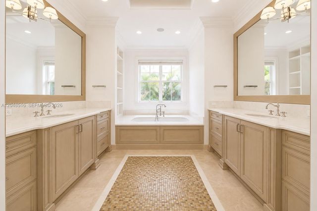 4724 SW 72nd Street, Miami, FL 33143