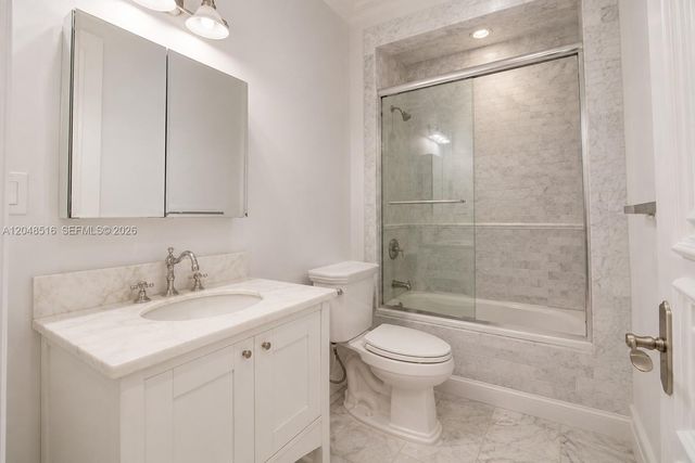 4724 SW 72nd Street, Miami, FL 33143