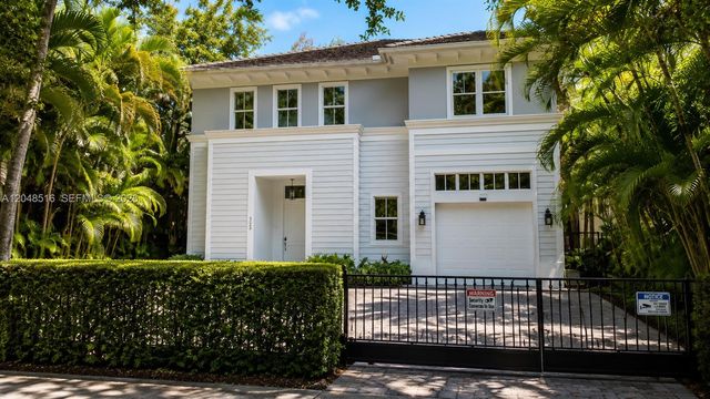 4724 SW 72nd Street, Miami, FL 33143