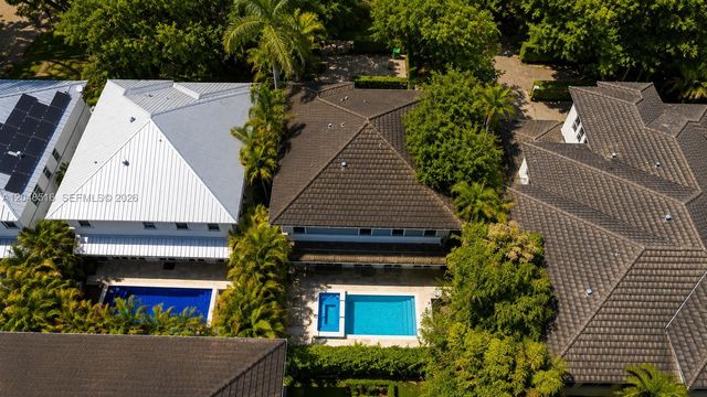 4724 SW 72nd Street, Miami, FL 33143