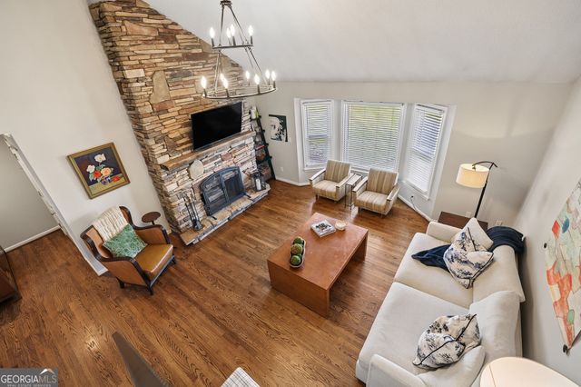 1233 Defoor Court NW, Atlanta, GA 30318