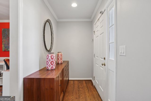 1233 Defoor Court NW, Atlanta, GA 30318