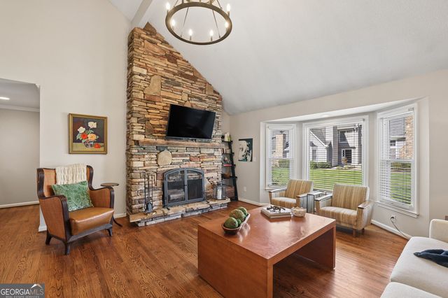 1233 Defoor Court NW, Atlanta, GA 30318
