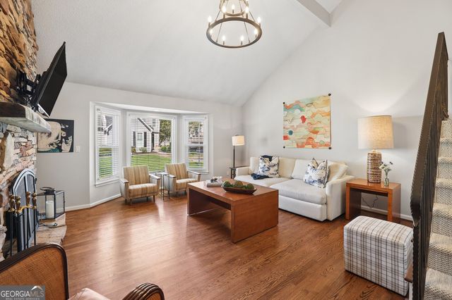 1233 Defoor Court NW, Atlanta, GA 30318