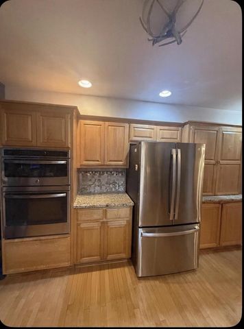 11028 W Daphne STREET, Milwaukee, WI 53224