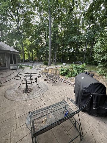 11028 W Daphne STREET, Milwaukee, WI 53224