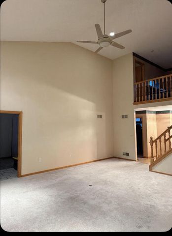 11028 W Daphne STREET, Milwaukee, WI 53224