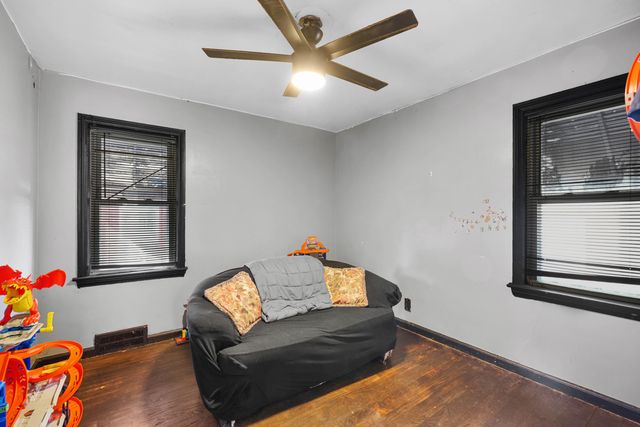 12261 Lansdowne Street E, Detroit City, MI 48224