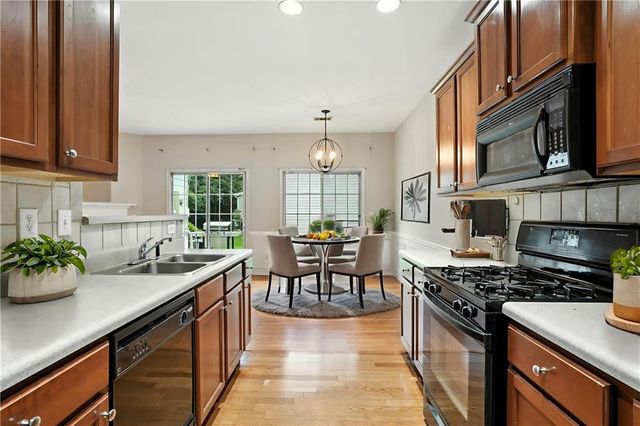 2263 Leicester SE Way, Atlanta, GA 30316