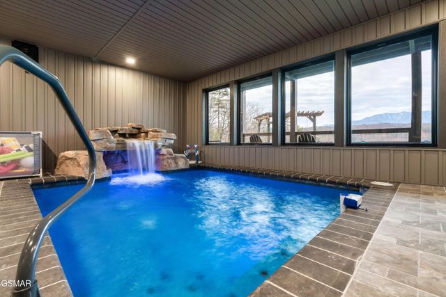 77 Flintlock Lane, Sevierville, TN 37862