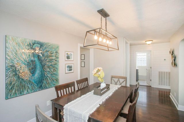 806 Fleming St, Columbia, TN 38401