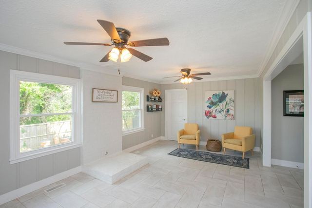 806 Fleming St, Columbia, TN 38401