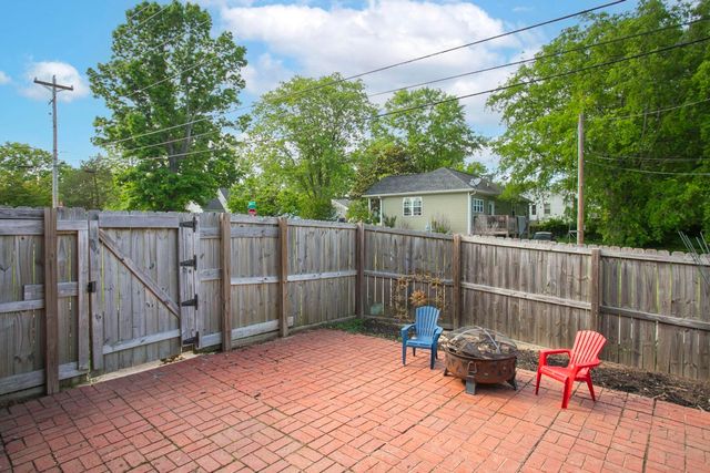 806 Fleming St, Columbia, TN 38401