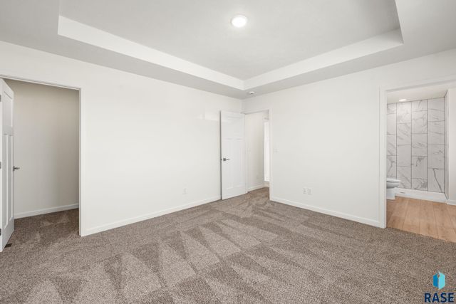 6304 S Dublin Ave Avenue, Sioux Falls, SD 57106