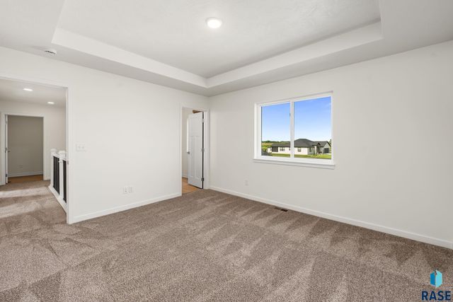 6304 S Dublin Ave Avenue, Sioux Falls, SD 57106