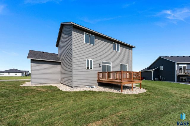 6304 S Dublin Ave Avenue, Sioux Falls, SD 57106
