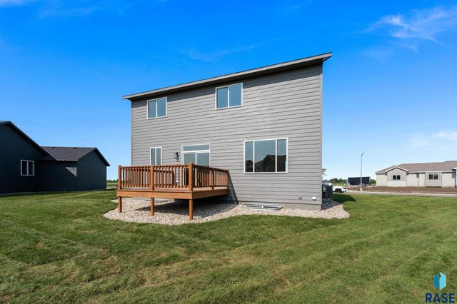 6304 S Dublin Ave Avenue, Sioux Falls, SD 57106