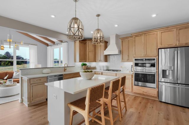 8013 Glenwood Drive, Lino Lakes, MN 55014
