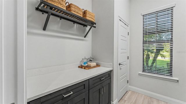 2476 DELPHI CIRCLE, Lakeland, FL 33812