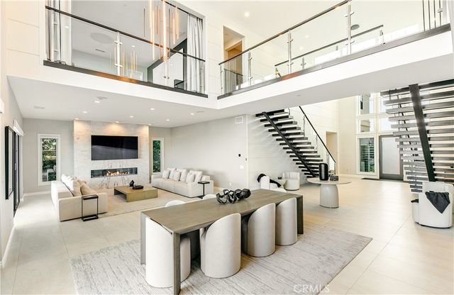 11730 N Primrose Court, Porter Ranch, CA 91326
