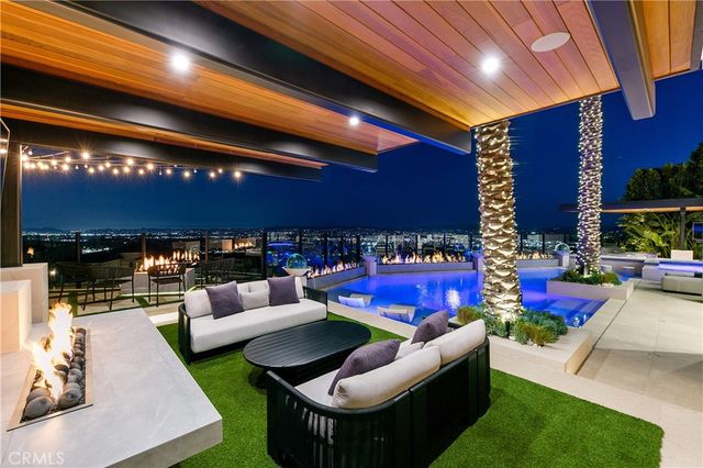 11730 N Primrose Court, Porter Ranch, CA 91326