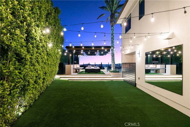 11730 N Primrose Court, Porter Ranch, CA 91326