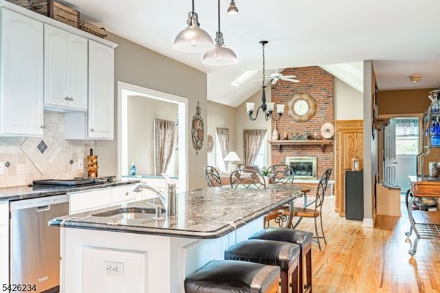 106 Stone Crossing, Greenwich Twp., NJ 08886