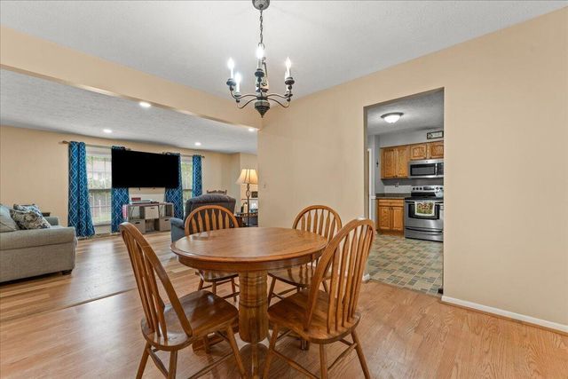 9 Bonnie Lane, Southgate, KY 41071