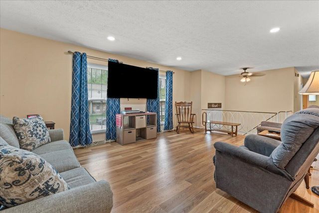 9 Bonnie Lane, Southgate, KY 41071