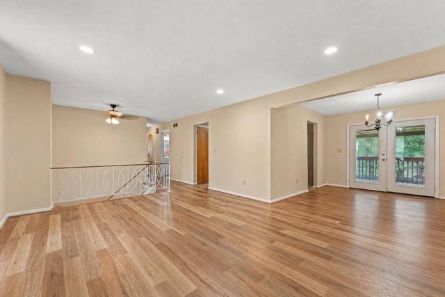 9 Bonnie Lane, Southgate, KY 41071