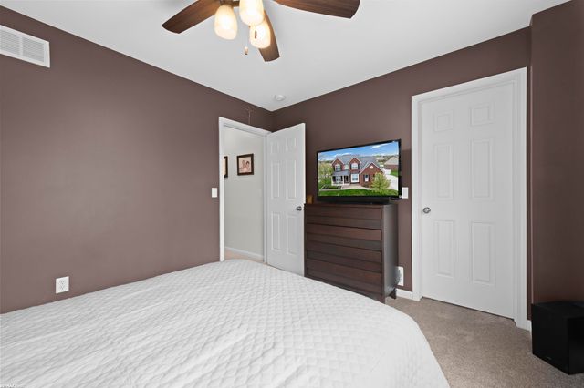 55590 Irvin Drive, Shelby Twp, MI 48316