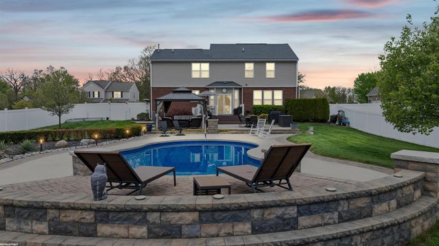 55590 Irvin Drive, Shelby Twp, MI 48316