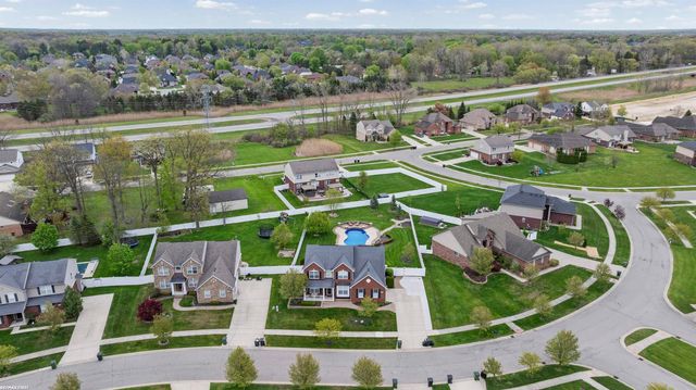 55590 Irvin Drive, Shelby Twp, MI 48316