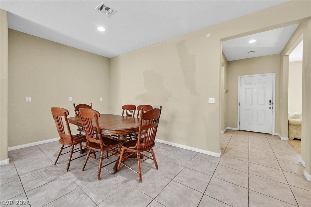 8208 Redbud Vine Street, North Las Vegas, NV 89085 — photo 4