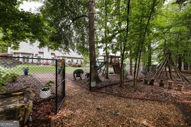 228 Falling Shoals Drive, Athens, GA 30605