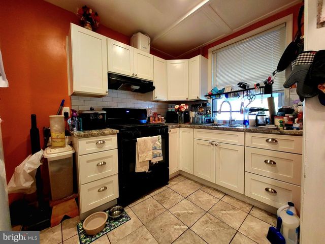 1874 PRATT ST, Philadelphia, PA 19124