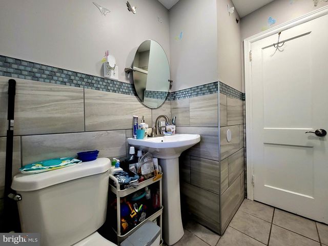 1874 PRATT ST, Philadelphia, PA 19124