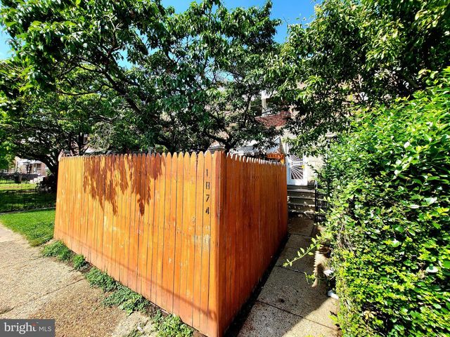 1874 PRATT ST, Philadelphia, PA 19124