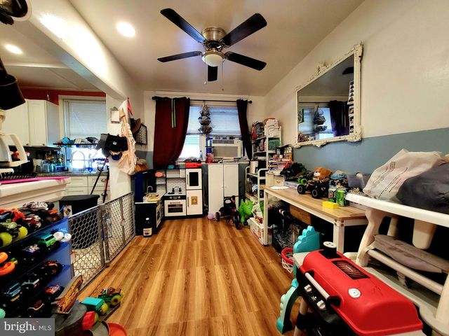 1874 PRATT ST, Philadelphia, PA 19124
