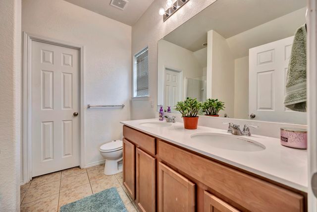 8105 Kurgan Trail, Fort Worth, TX 76131