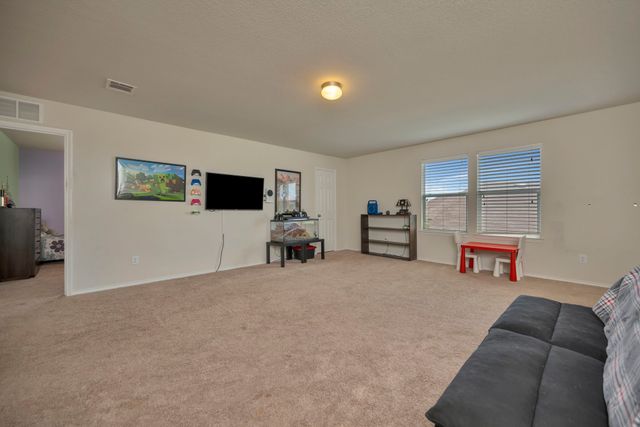 8105 Kurgan Trail, Fort Worth, TX 76131
